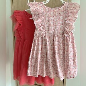 2x Little Girls Dress